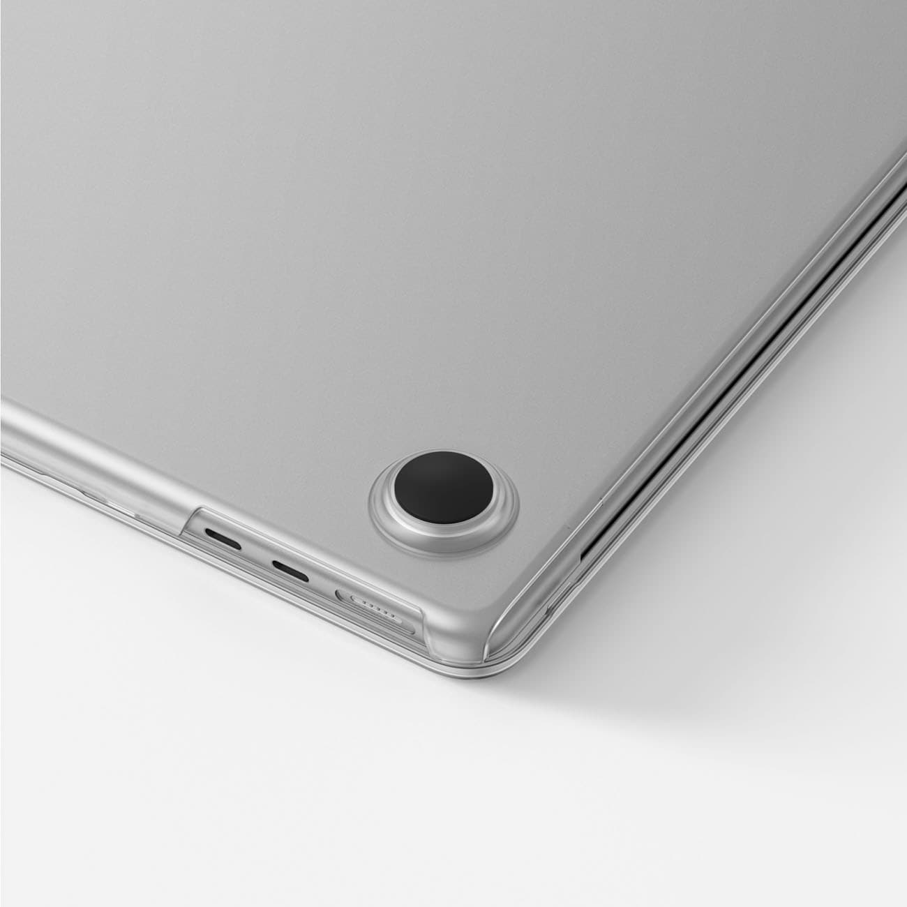 AmazingThing Titan hardt etui til MacBook Air M5 15" – gjennomsiktig