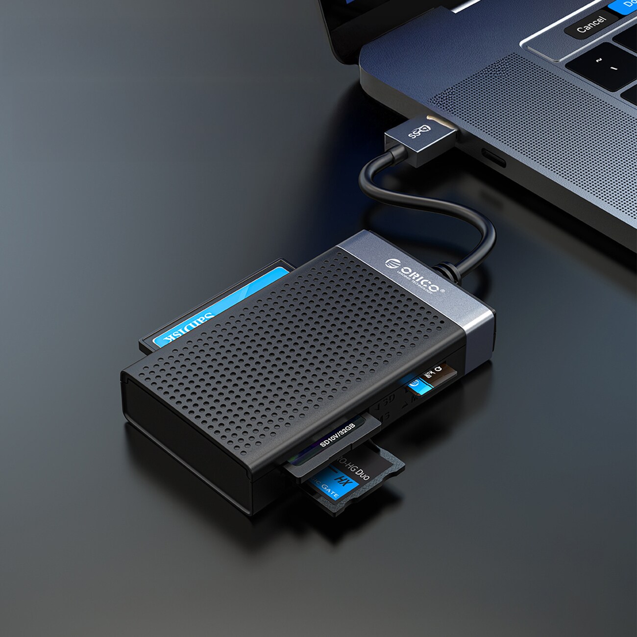 Orico CL4D-A3 USB-A 3.0 SD, microSD, CF, MS minnekortleser med 5 Gb/s – svart og sølv