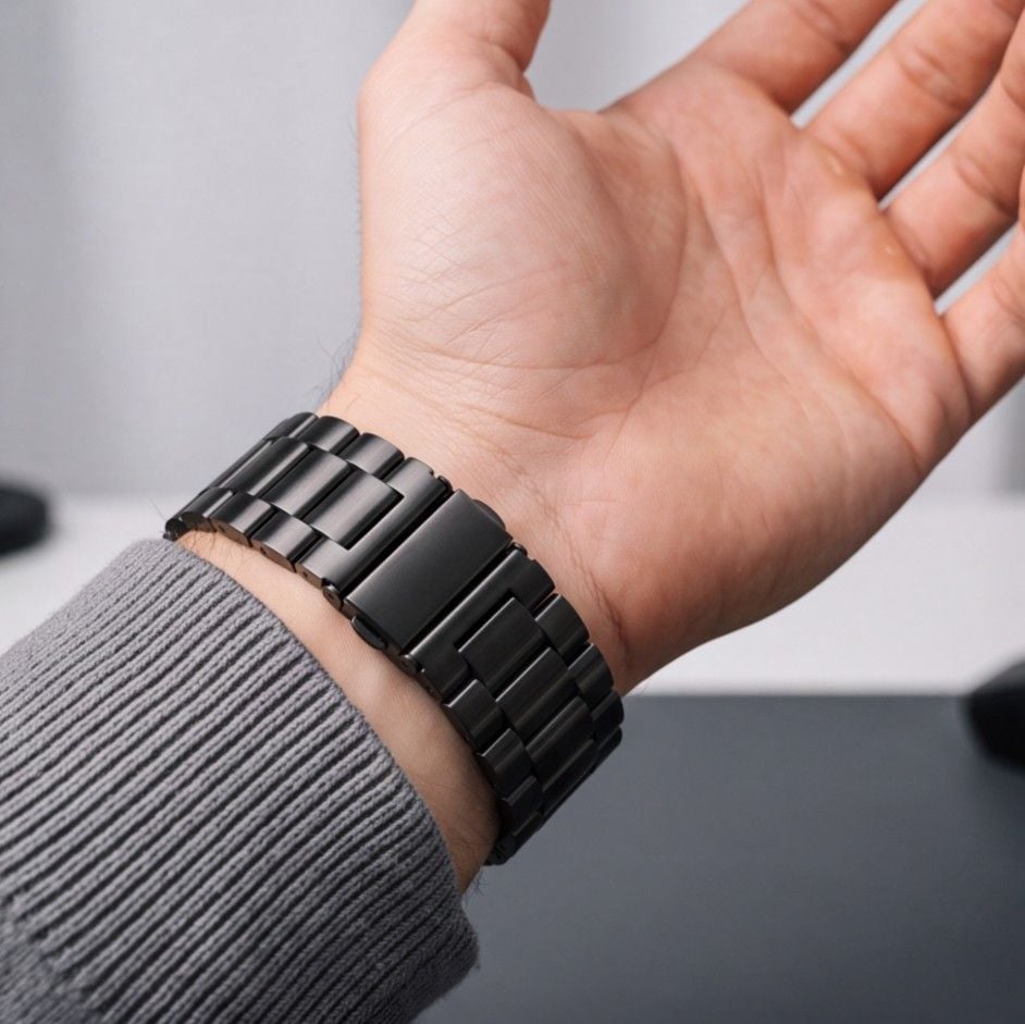 Tech-Protect armbånd i rustfritt stål til Samsung Galaxy Watch 40/44/46 mm – svart