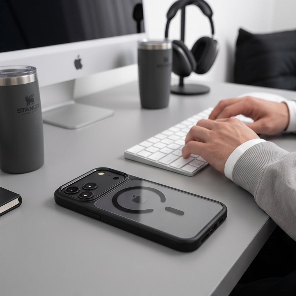Tech-Protect Magmat Magsafe CC-etui til iPhone 17 Pro / 18 Pro – gjennomsiktig svart