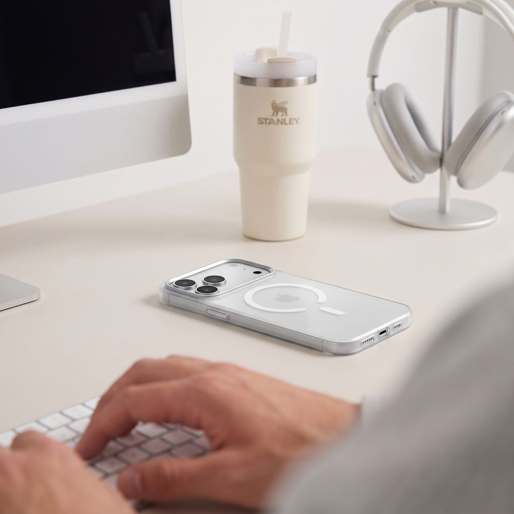 Tech-Protect MagZero MagSafe-etui til iPhone 17 Pro Max / 18 Pro Max – matt hvit