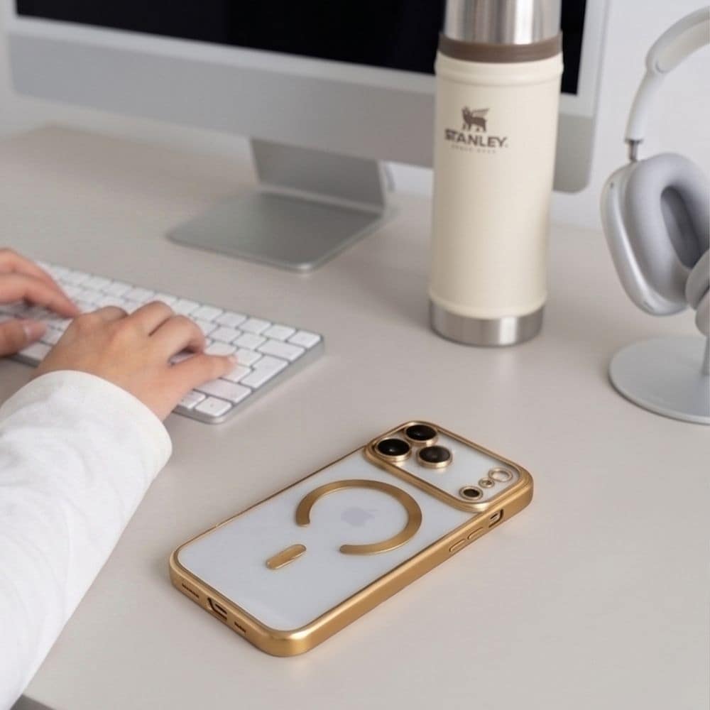 Tech-Protect MagFlex-etui til iPhone 18 Pro Max / 17 Pro Max – gull
