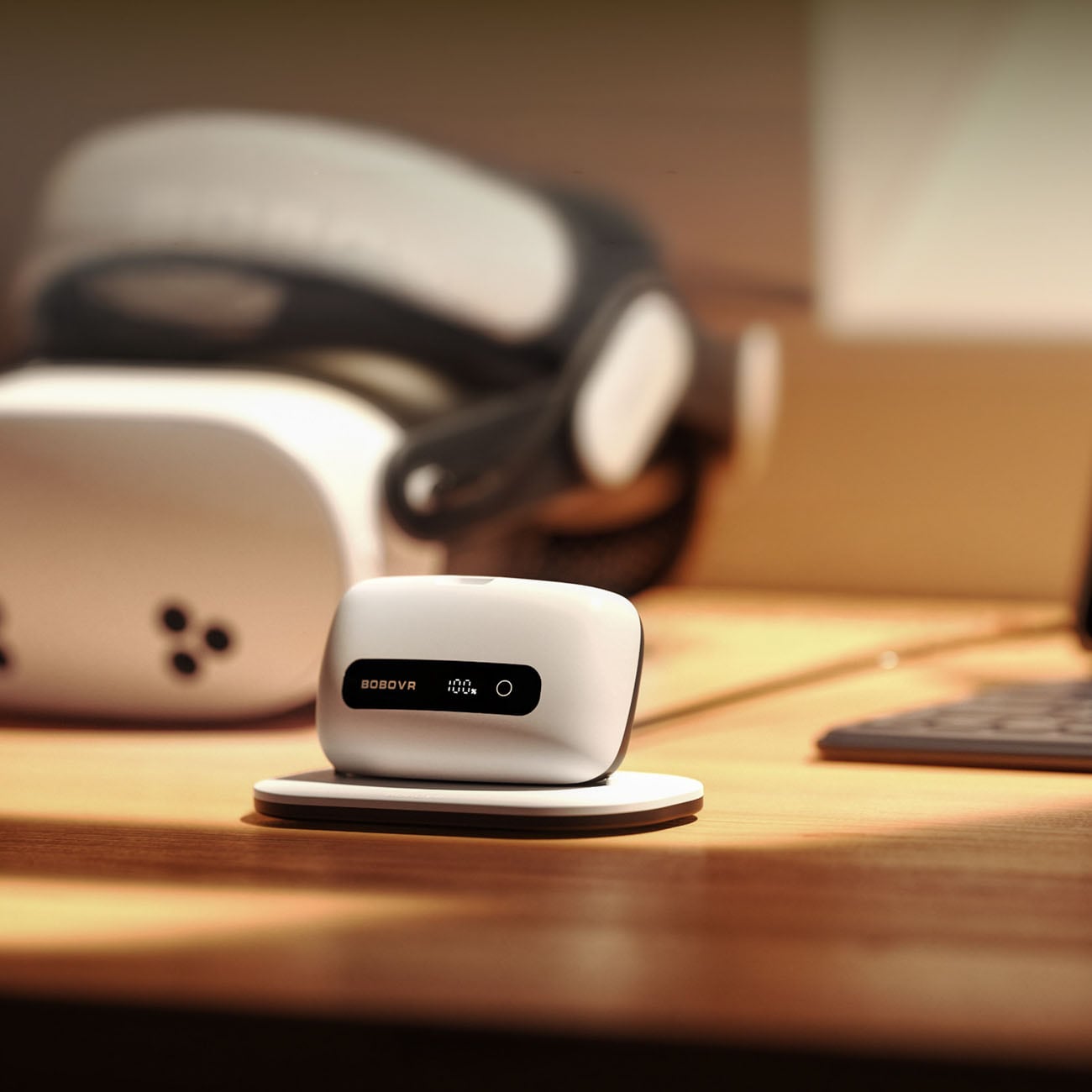 BoboVR BM60-1 6500 mAh-batteri til BoboVR M3 Pro+ og BoboVR M3 med ladestasjon – hvit
