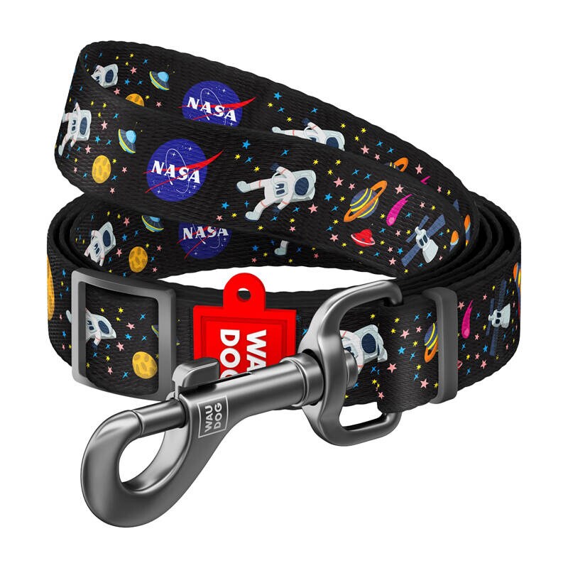 Waudog nylon hundebånd, mønster "NASA21", bredde 25 mm, lengde 122 cm.